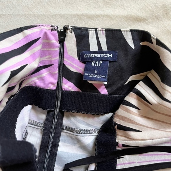 Gap Stretch Women’s Strapless Black and Pink Patterned Dress - Picture 4 of 4